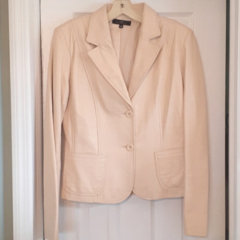 /id. Collection Springleather cream  buttery soft fully lined jacket size 10